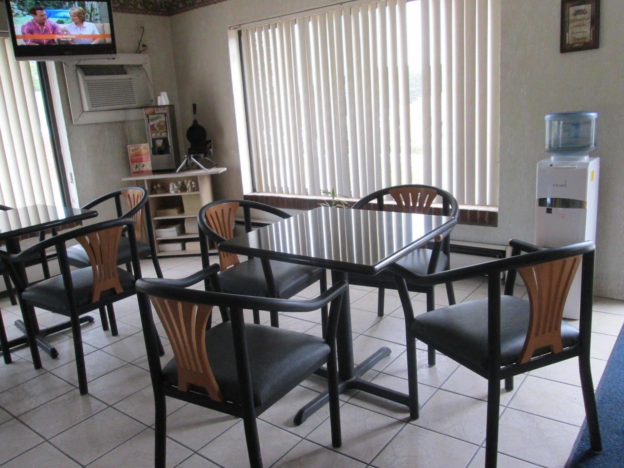 Loyalty Inn Rockingham Luaran gambar